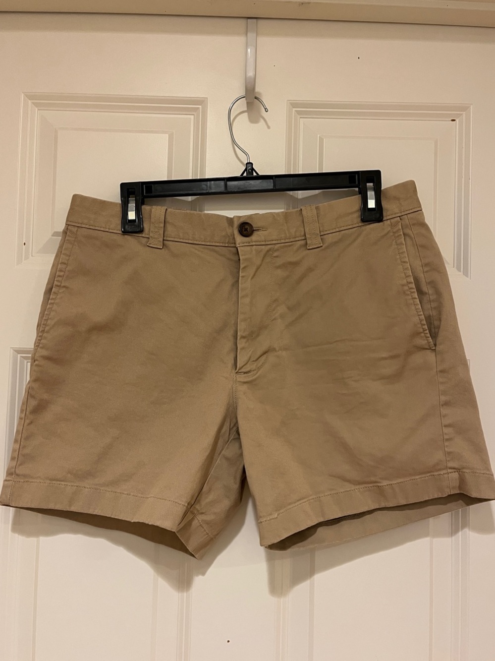 J. Crew Men’s Tan Chino Shorts